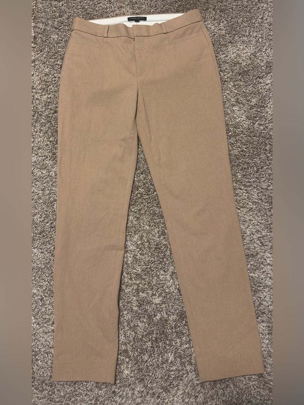 NWOT- Banana Republic Tan Straight-Leg Women's Pants